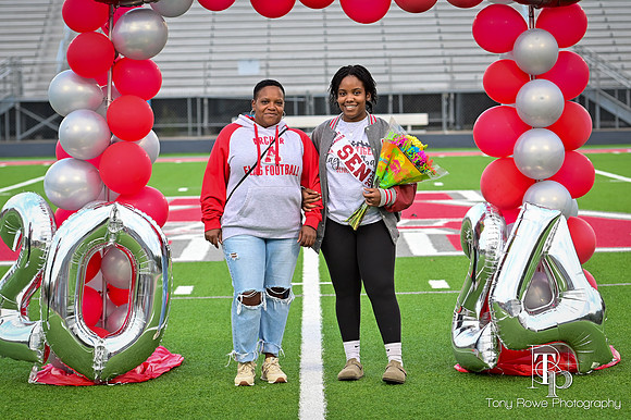 11.09.23 Flag Senior Night-17-2