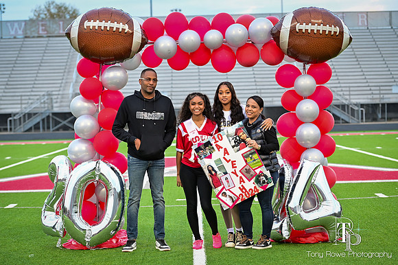 11.09.23 Flag Senior Night-43