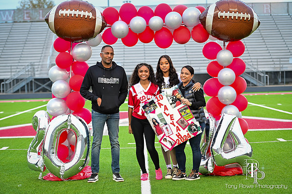 11.09.23 Flag Senior Night-44