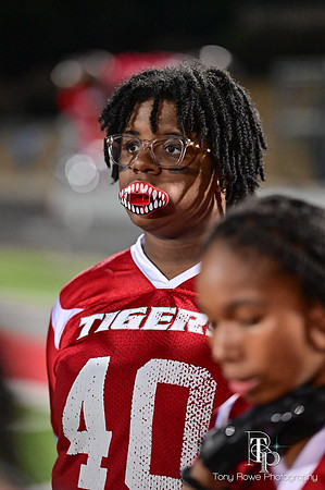 11.09.23 Flag Senior Night-131