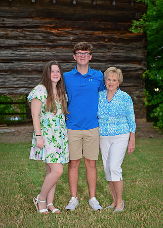 05.25.24 Young Family-30