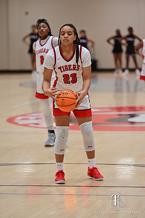 02.04.25 Basketball Senior Night-92