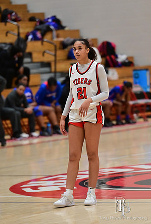 02.04.25 Basketball Senior Night-78