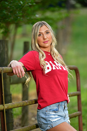 05.18.22 Brenna-127