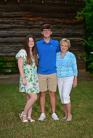 05.25.24 Young Family-31
