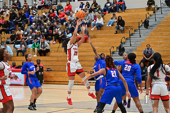 02.04.25 Basketball Senior Night-51