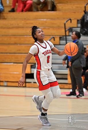 02.04.25 Basketball Senior Night-57