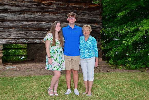 05.25.24 Young Family-25