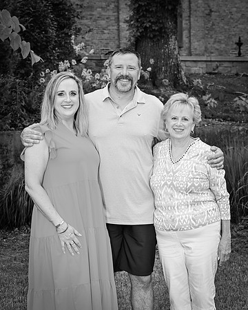 05.25.24 Young Family-11-2
