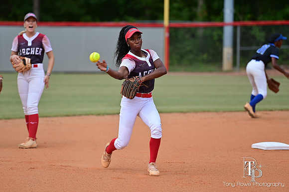08.12.24 Softball Seniors-55
