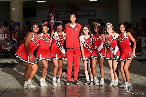 02.04.25 Basketball Senior Night-4