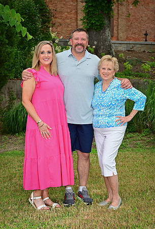 05.25.24 Young Family-12
