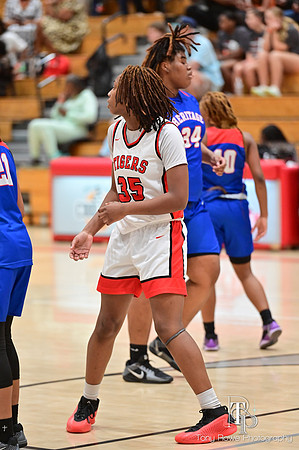 02.04.25 Basketball Senior Night-65