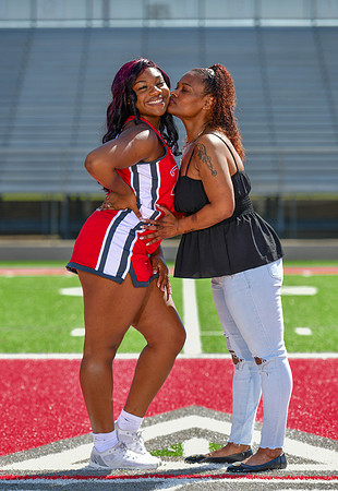 09.18.22 Seniors-46